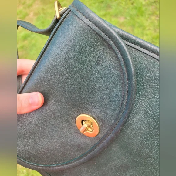 Vintage Coach Bottle Green Regina - Picture 7 of 16